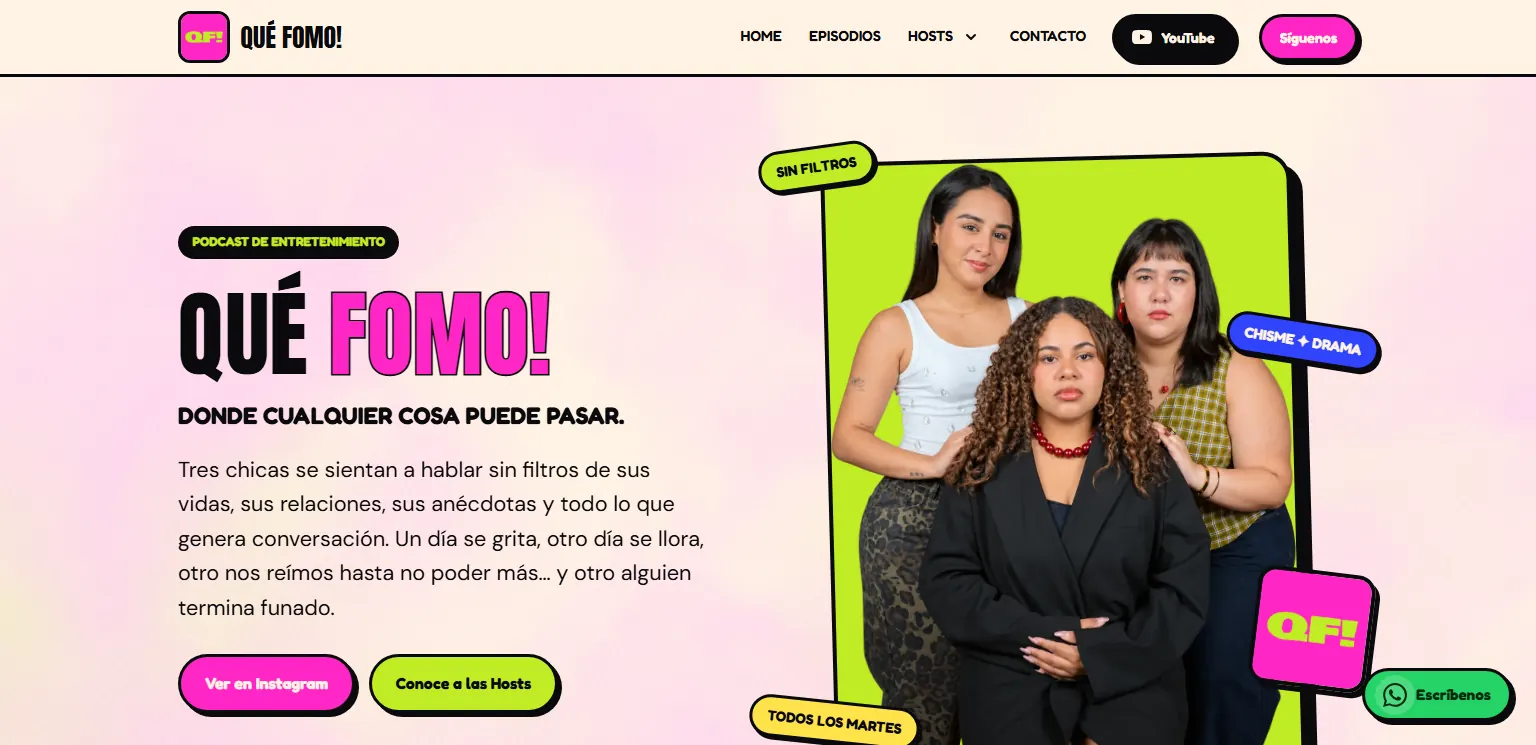 Portada del sitio de QUÉ FOMO!, podcast de entretenimiento con Emilia, Gaby y Lili